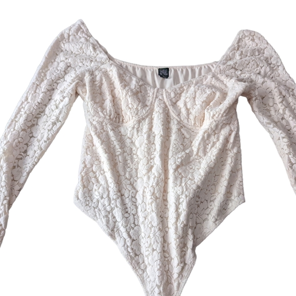 wild fable Tops - 🎉 HP 8/24 🎉 WILD FABLE BODYSUIT